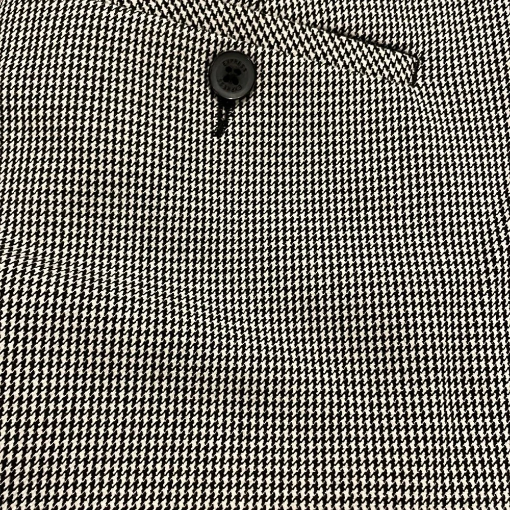 Express Editor Pants - Picture 3 of 4